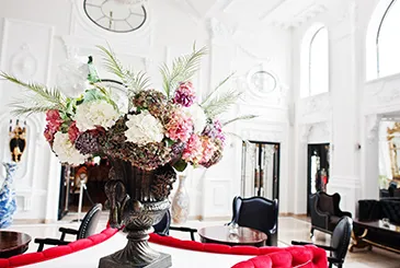 Seasonal & special event decorating